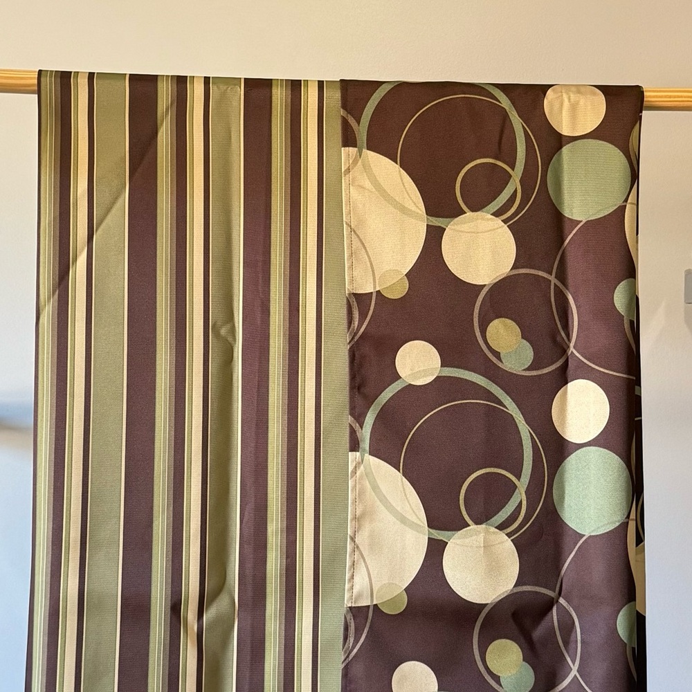 Echo Retro Remix Multi Shower Curtain - Vibrant and Modern Design